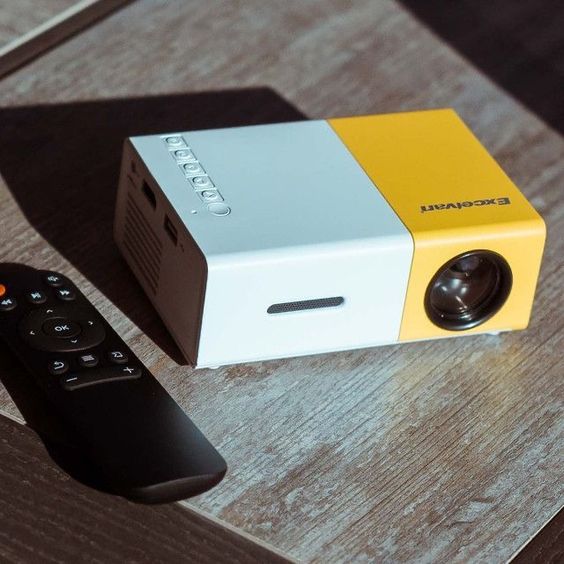 Portable Home Projector